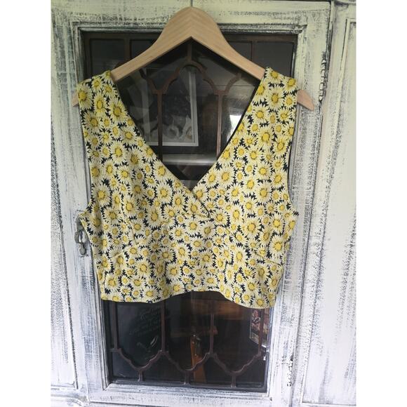 NWT Maeve Yellow Floral Button-Side Top - XL - Picture 5 of 5
